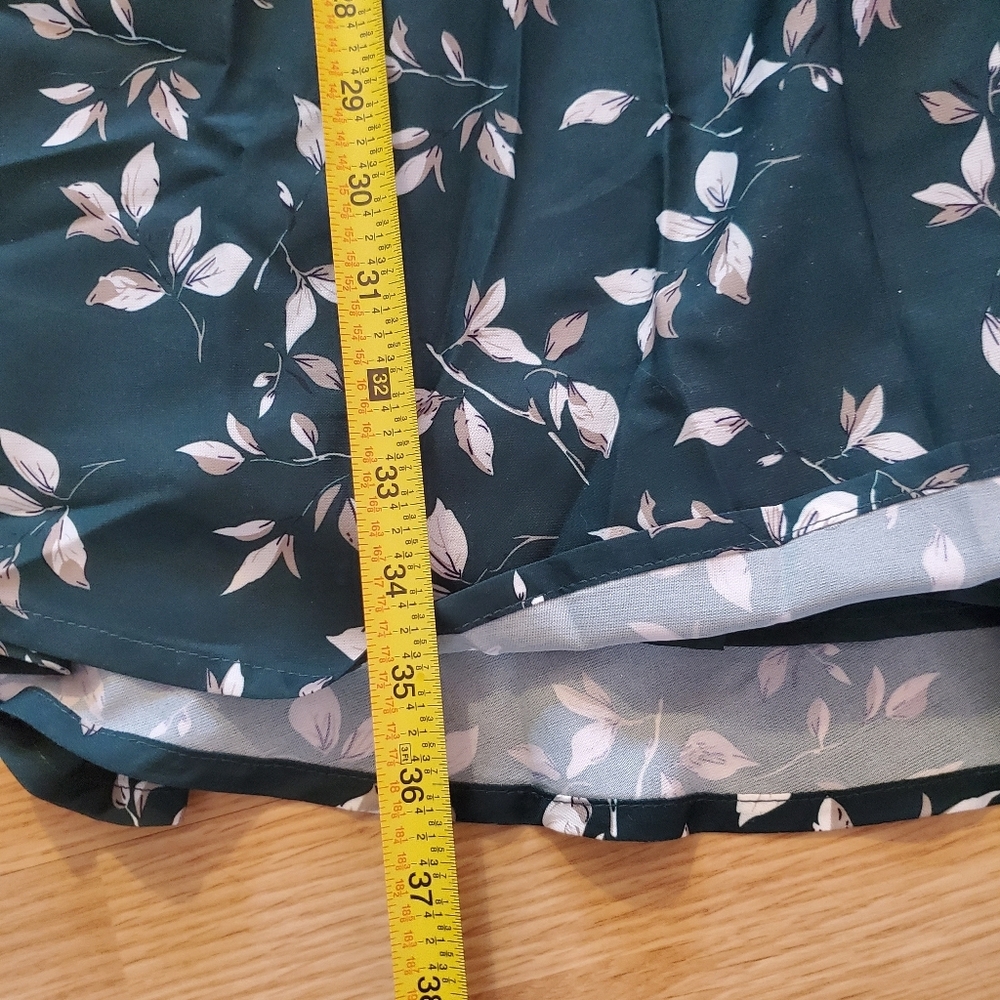 Unique Vintage Green Tea-Leaf Print Fit-and-Flare Dress - Picture 3 of 4